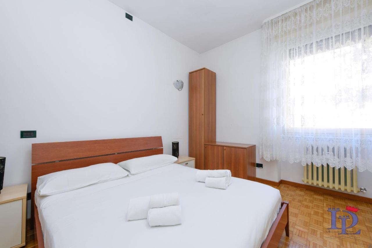 Desenzanoloft Official Partner Marriott Homes & Villas - Charming On The Lake Front Lake Desenzano del Garda Exterior photo