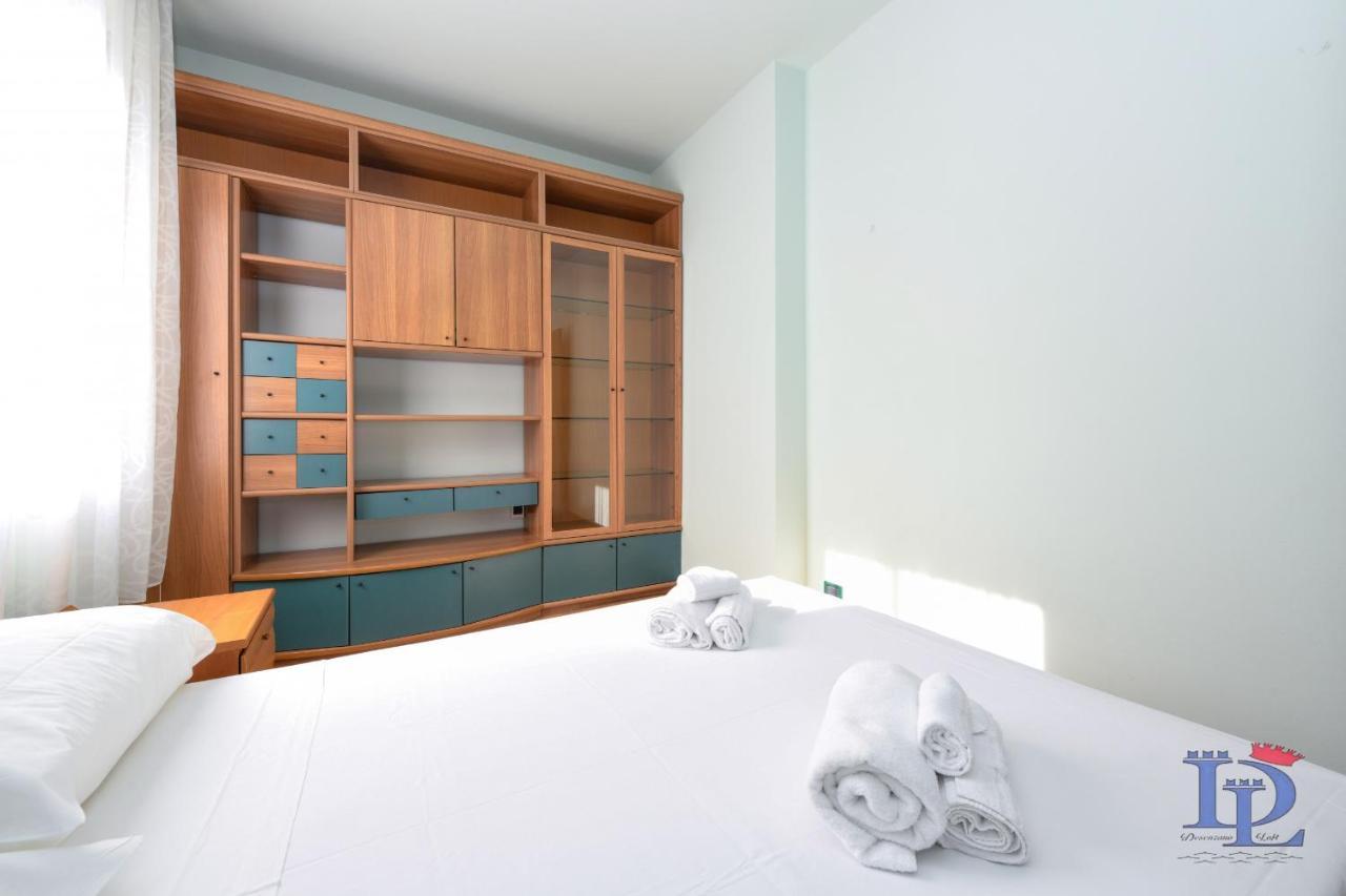 Desenzanoloft Official Partner Marriott Homes & Villas - Charming On The Lake Front Lake Desenzano del Garda Exterior photo